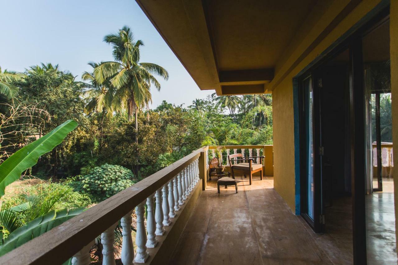 Devarya Wellness Beach Resort Morjim Luaran gambar